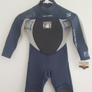 Body Glove children's full wetsuit